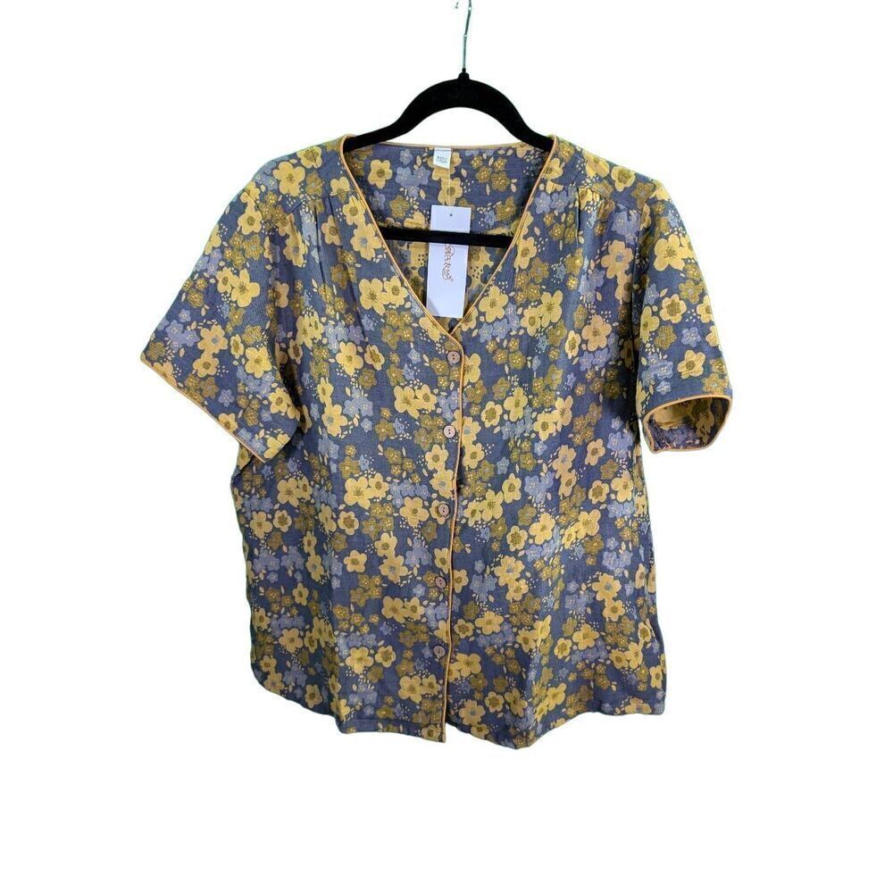 NWT Yellow Flower V-Neck Button Up Loungewear/Pijama Set Women’s XL